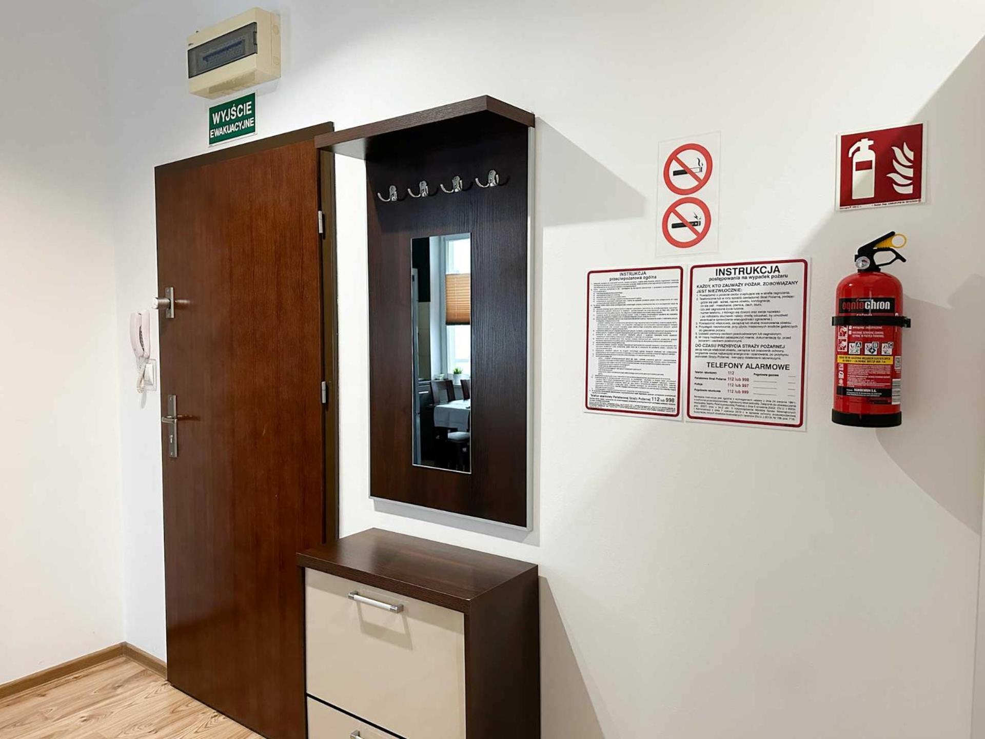 Dmk Green Apartment Near Warsaw-Modlin Airport Nowy Dwór Mazowiecki 外观 照片